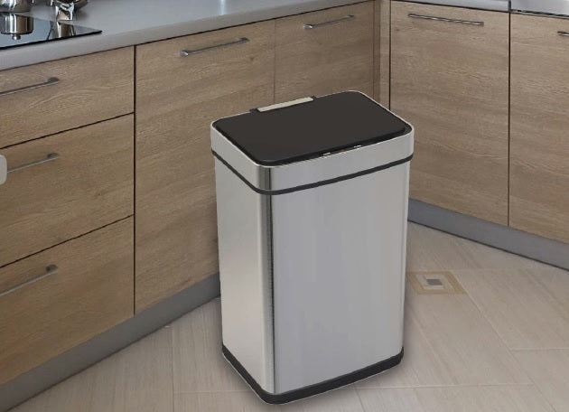 Parrot 50 touchless waste bin